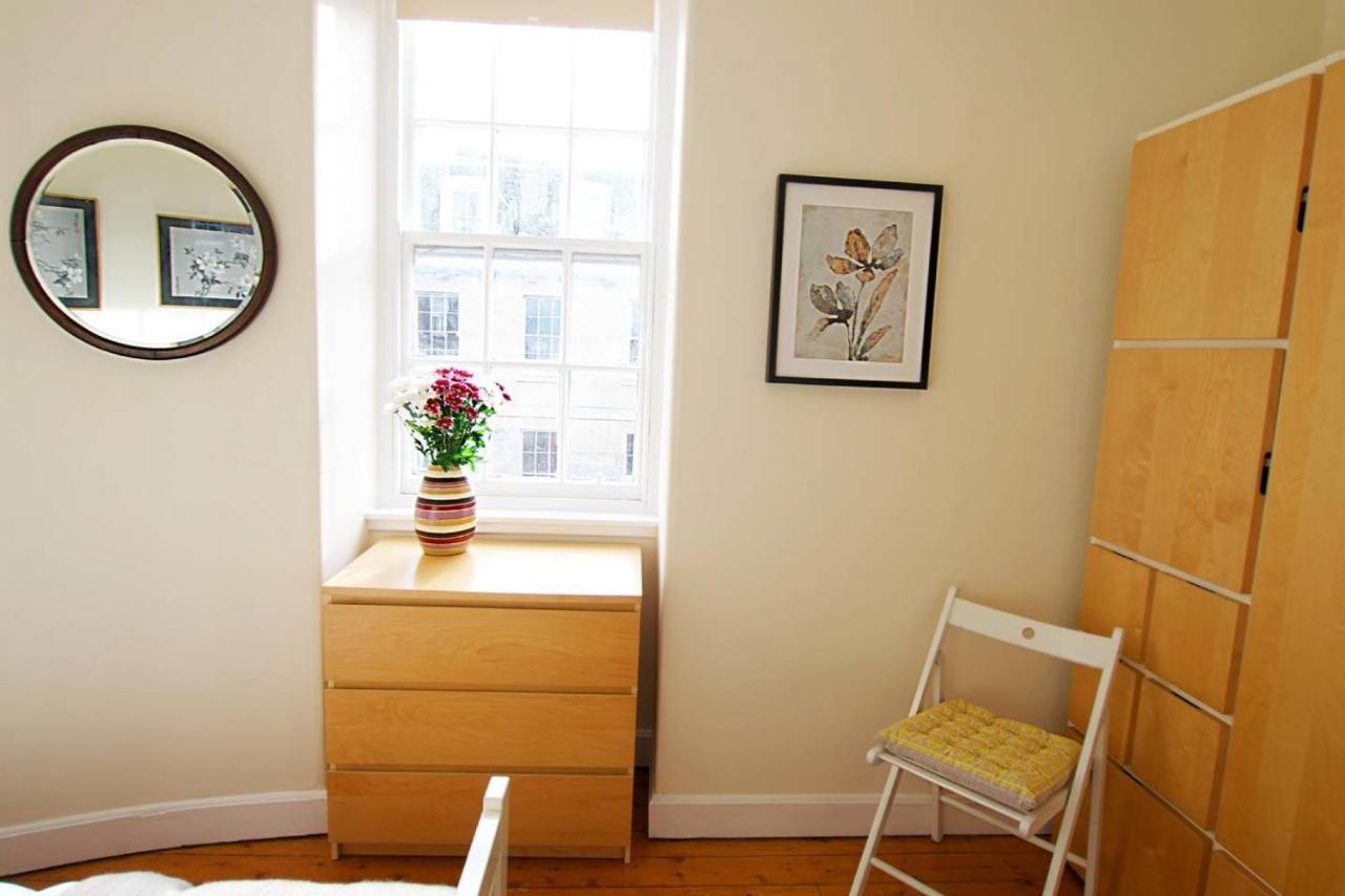 Bright And Cosy 2Br Apt With Workspace In New Town, 5Mins To Princes St Edimburgo Exterior foto